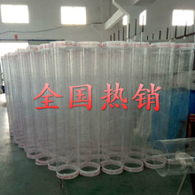 雷军为小米澎程首批车主开车门 现场人挤人 还有人爬墙围观 众人高呼雷总