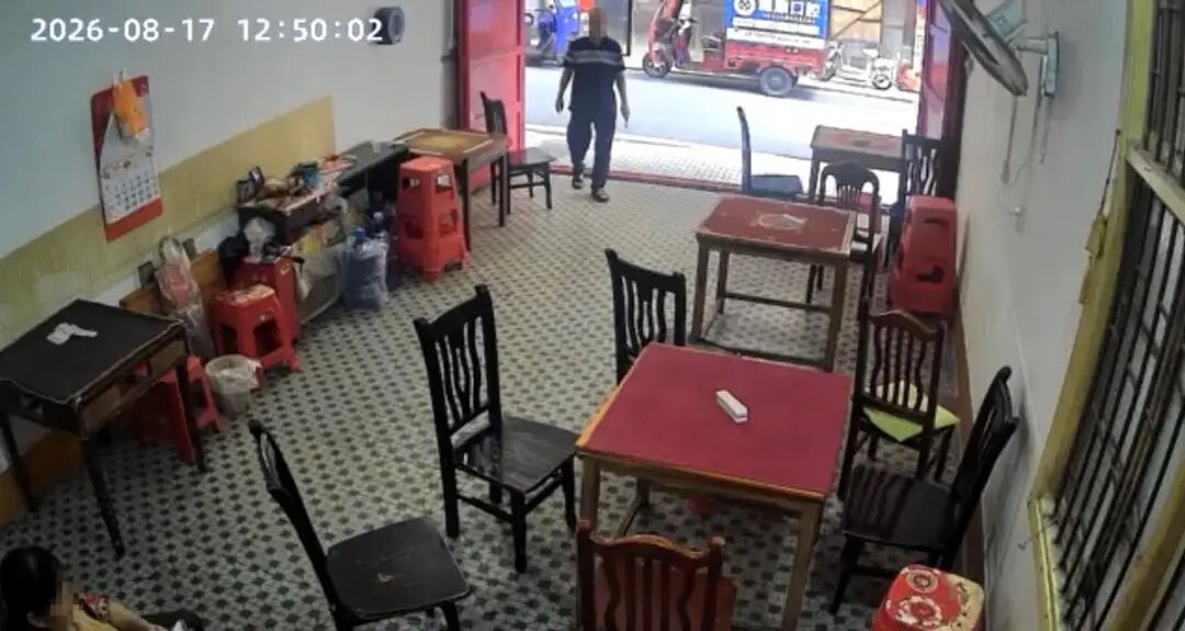 扶老人反遭索赔10万元女店主获企业2万元慰问金 企业负责人:不让老实行善者吃亏