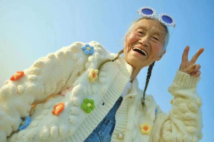 长江存储朋友圈扩容:17家集成电路企业完成60亿元签约