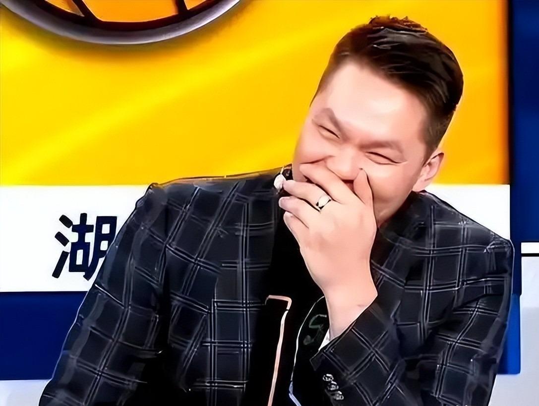 罗永浩和车评人杠上!捐款被指蹭流量:怒斥其流氓无赖