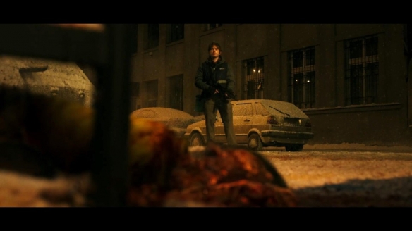 普通人的生存指南!《生化危机爆发夜》终极预告发布